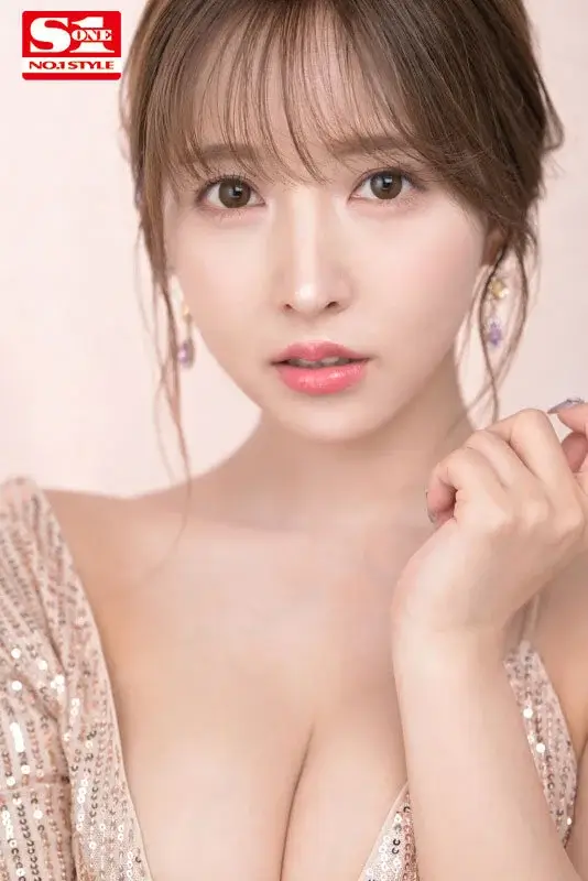 三上悠亜 プロフィール